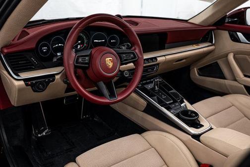 2021 Porsche 911 DESIGN EDITION