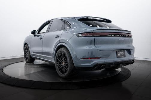 2025 Porsche Cayenne AWD