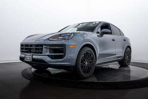 2025 Porsche Cayenne AWD