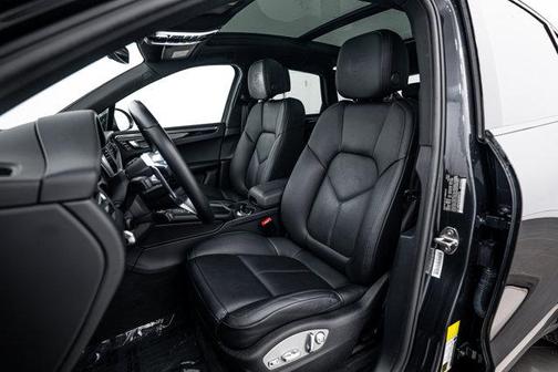 2021 Porsche Macan S