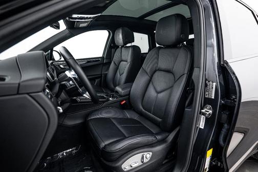 2021 Porsche Macan S