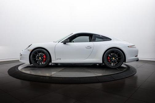 2015 Porsche 911 Carrera GTS