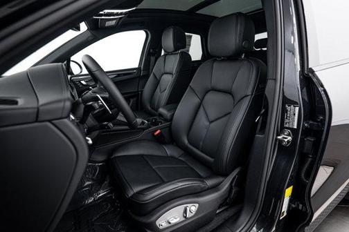 Volcano Grey Metallic 2026 Porsche Macan Base