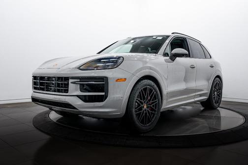 2026 Porsche Cayenne GTS