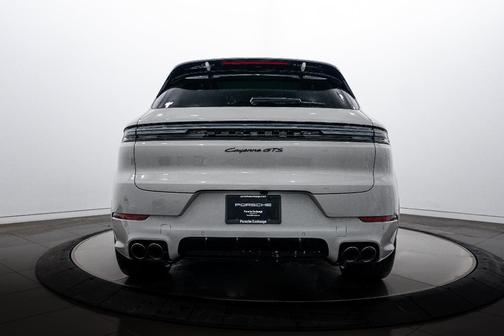 2026 Porsche Cayenne GTS