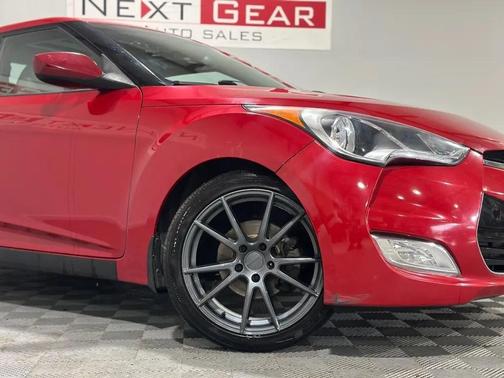 2013 Hyundai Veloster Base