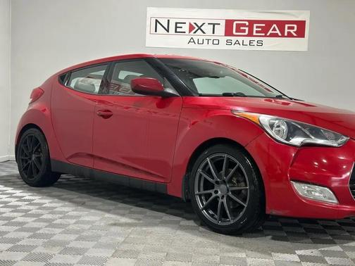 2013 Hyundai Veloster Base