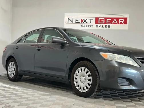 Magnetic Gray Metallic 2010 Toyota Camry SE
