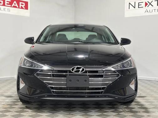 Phantom Black 2019 Hyundai ELANTRA Limited
