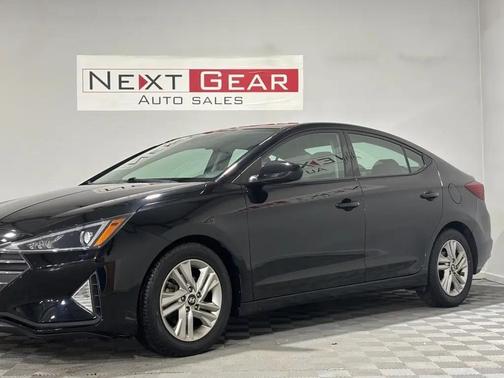 Phantom Black 2019 Hyundai ELANTRA Limited