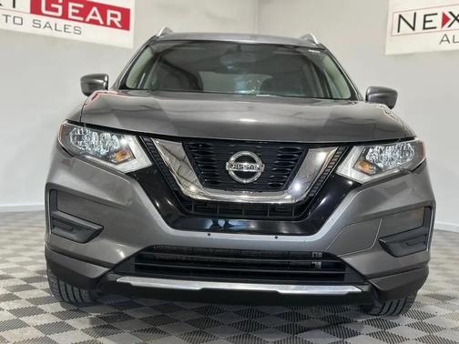 Gun Metallic 2017 Nissan Rogue SV