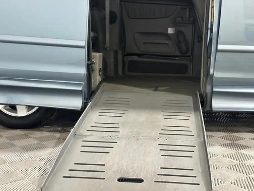 2010 Toyota Sienna XLE