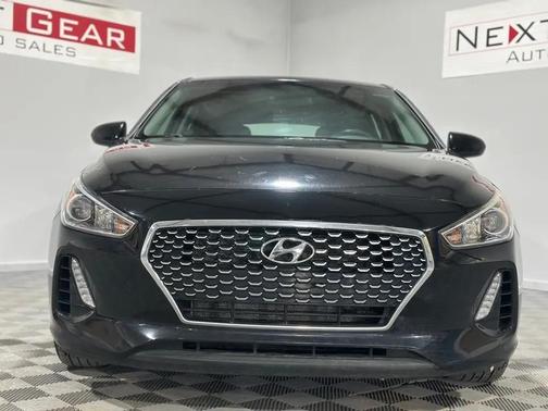 Black Noir Pearl 2018 Hyundai Elantra GT Base