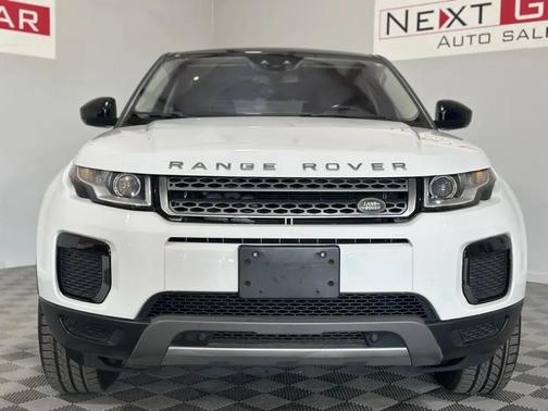 WHITE 2018 Land Rover Range Rover Evoque SE