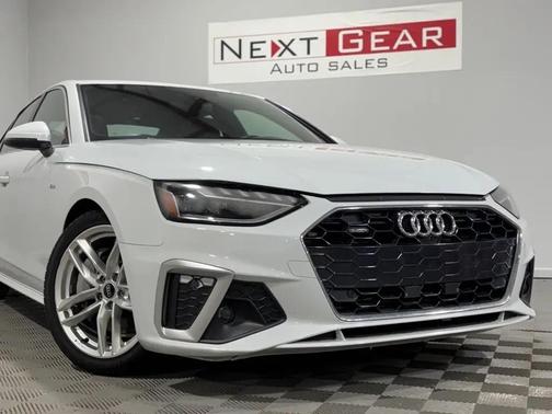 2022 Audi A4 45 S line Premium Plus