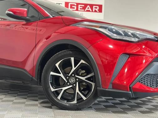 2021 Toyota C-HR XLE