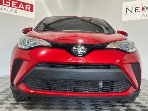 2021 Toyota C-HR XLE