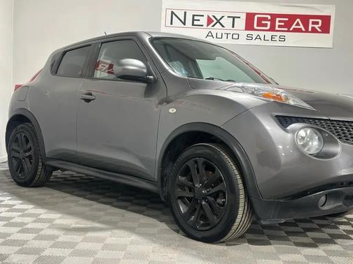 Gun Metallic 2013 Nissan Juke SL