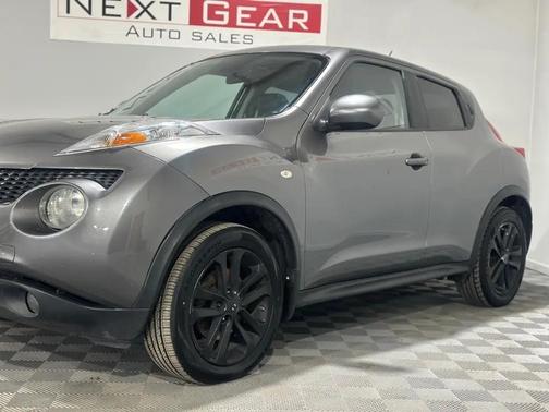 Gun Metallic 2013 Nissan Juke SL