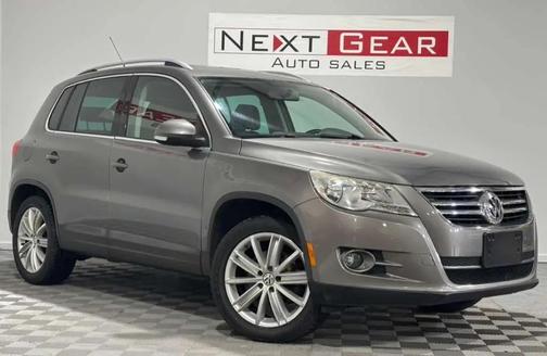 2011 Volkswagen Tiguan SE