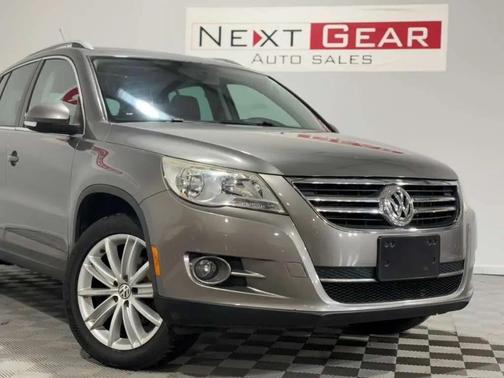 2011 Volkswagen Tiguan SE
