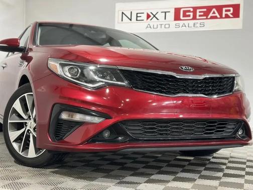 Passion Red 2019 Kia Optima LX