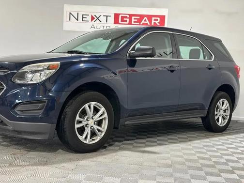 Blue Velvet Metallic 2017 Chevrolet Equinox LS
