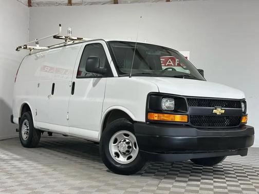 2017 Chevrolet Express 2500 Work Van