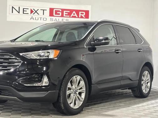 Agate Black Metallic 2019 Ford Edge Titanium