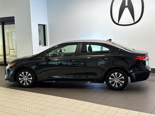 2022 Toyota Corolla Hybrid LE