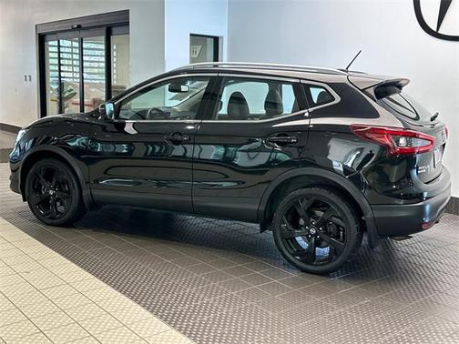 2021 Nissan Rogue Sport SL