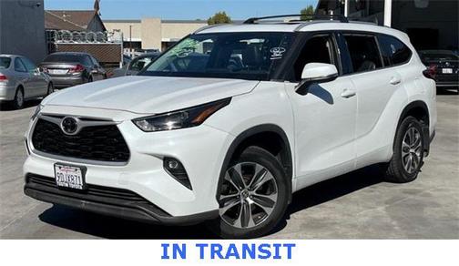 2022 Toyota Highlander XLE