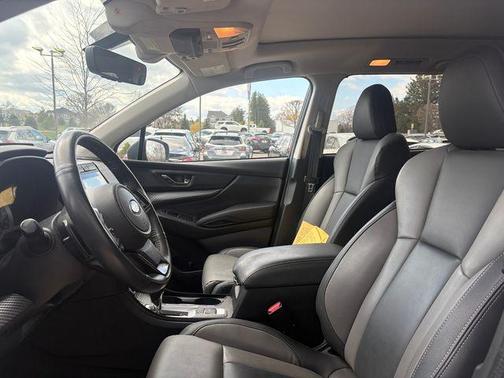 Crystal Black Silica 2022 Subaru Ascent Onyx Edition 7-Passenger