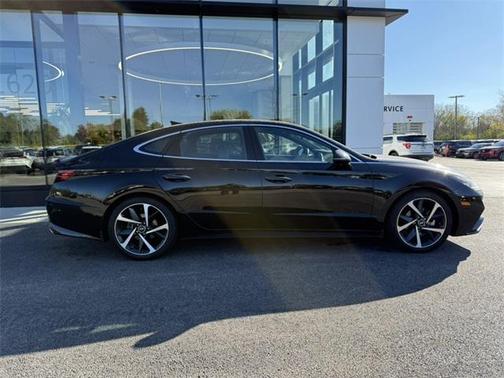 2022 Hyundai SONATA SEL Plus