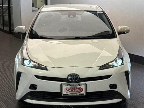 2020 Toyota Prius LE