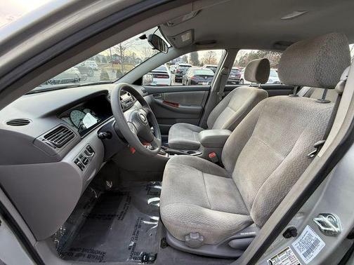 2004 Toyota Corolla CE