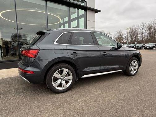 2019 Audi Q5 2.0T Premium Plus