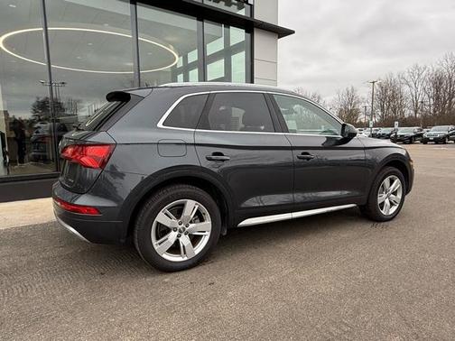 2019 Audi Q5 2.0T Premium Plus
