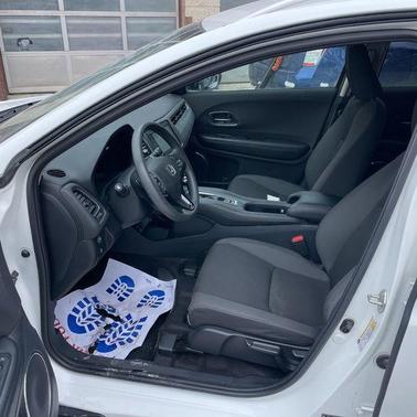 2021 Honda HR-V EX