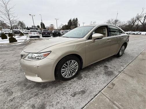 2015 Lexus ES 350 Crafted Line