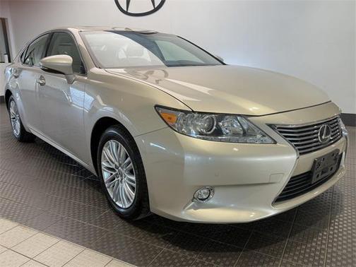 2015 Lexus ES 350 Crafted Line