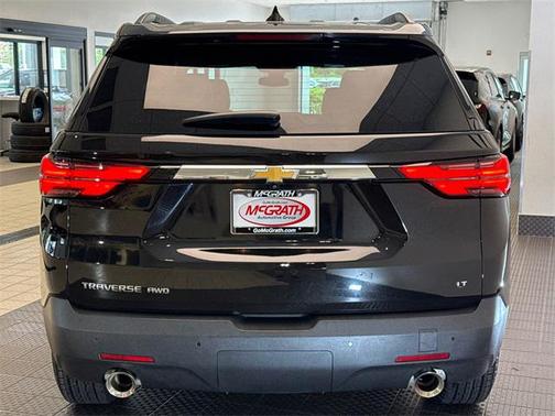 2022 Chevrolet Traverse LT Leather
