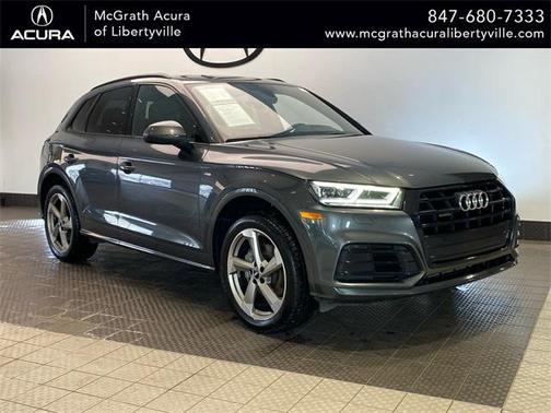 2020 Audi Q5 45 Titanium Premium