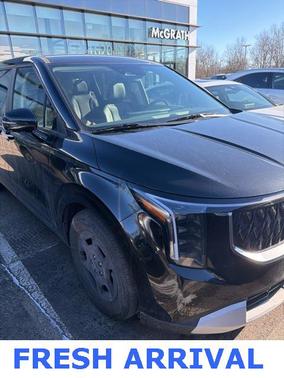 2025 Kia Carnival LXS