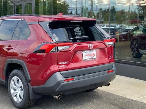 2020 Toyota RAV4 LE
