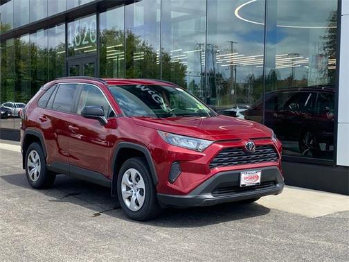 2020 Toyota RAV4 LE