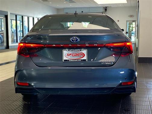 2021 Toyota Avalon Hybrid Limited