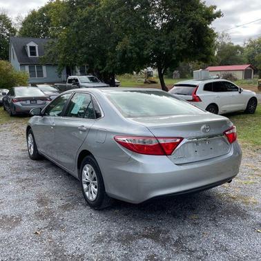 2016 Toyota Camry SE