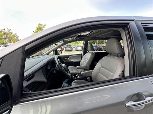 2015 Toyota Sienna Limited