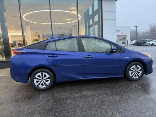 2016 Toyota Prius Two Eco